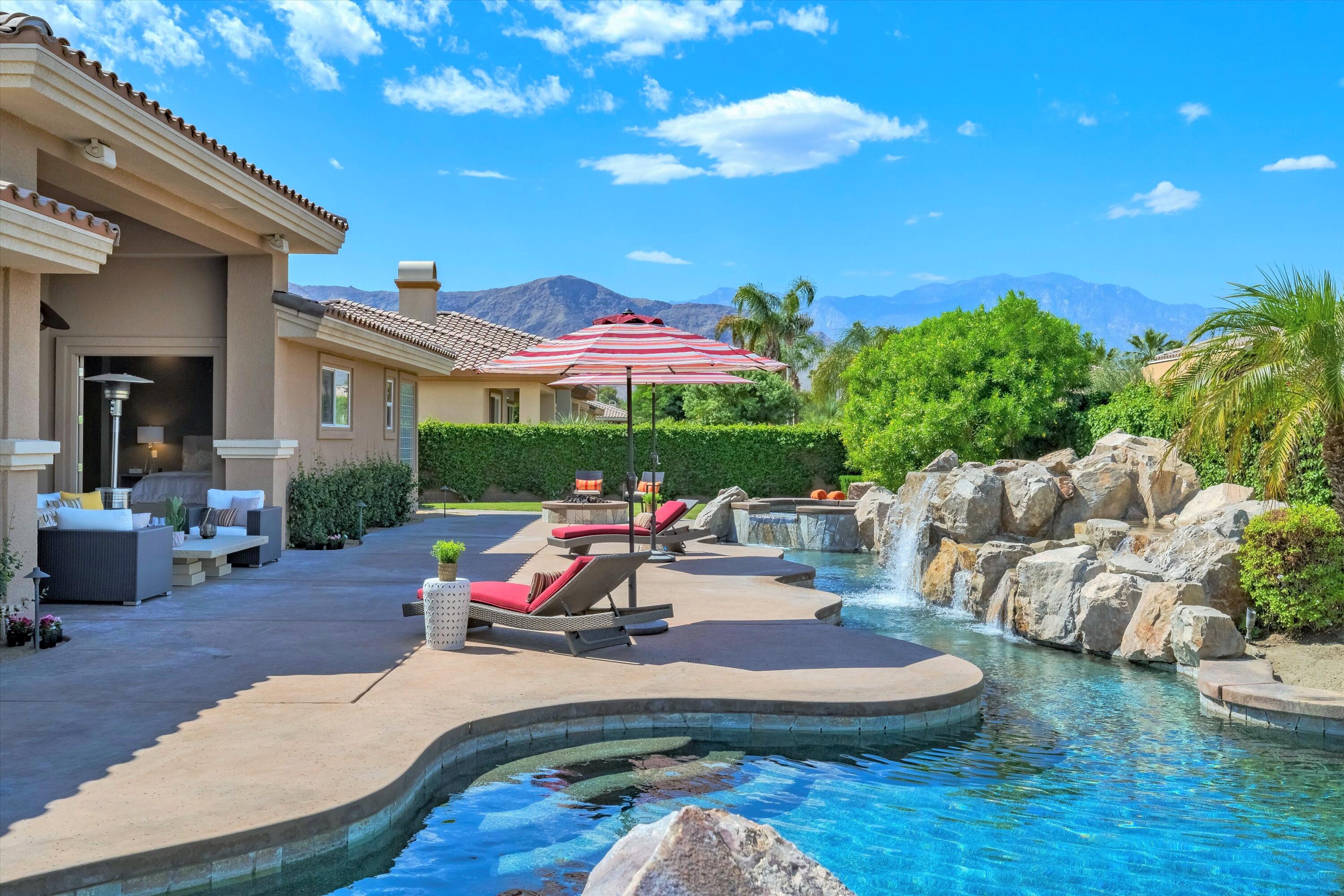 11 Collegate Circle Rancho Mirage, CA 92270 - Photo 3 of 90 30-Photo-24 (3)