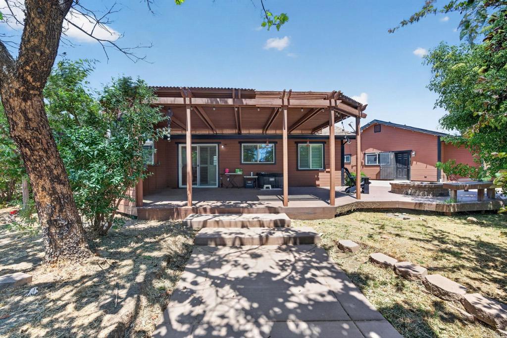 38570 Bahrman Road Anza, CA 92539 - Photo 17 of 51