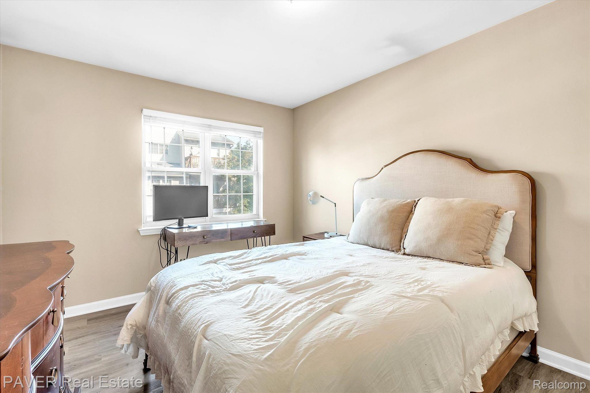 16906 Farmington Road, Unit 86 Livonia, MI 48154 - Photo 19 of 27 Gallery Image 19
