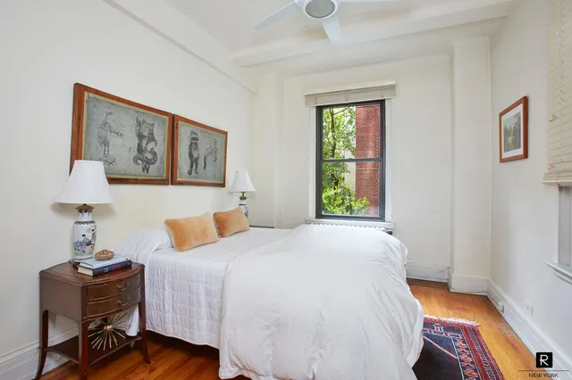 $899,000 | 325 East 57th Street, Unit 2D | Sutton Place