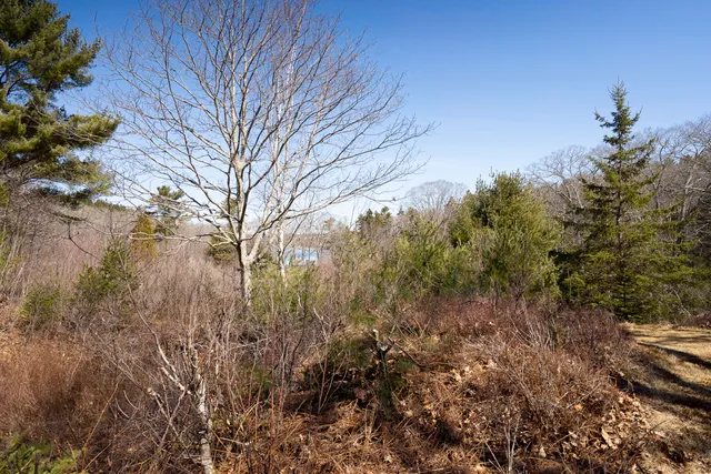 $185,000 | 4-1 Cameron Point Road, Southport, ME 04576