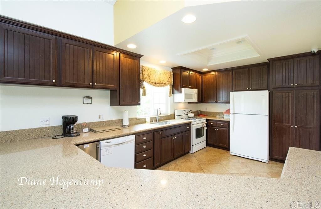 3563 Turquoise Lane Oceanside, CA 92056 - Photo 42 of 44 Kitchen in Clubhouse