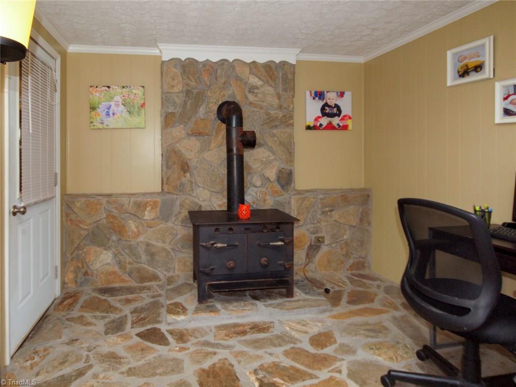1205 Rierson Road Madison, NC 27025 - Photo 8 of 25 Gallery Image 8