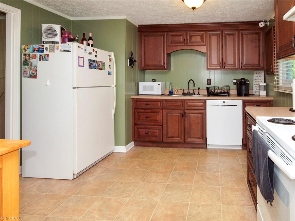 1205 Rierson Road Madison, NC 27025 - Photo 10 of 25 Gallery Image 10