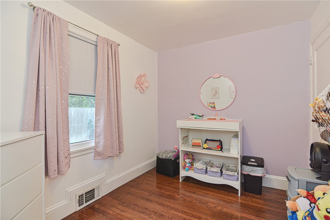 307 Woodhaven Road Pawtucket, RI 02861 - Photo 38 of 48
