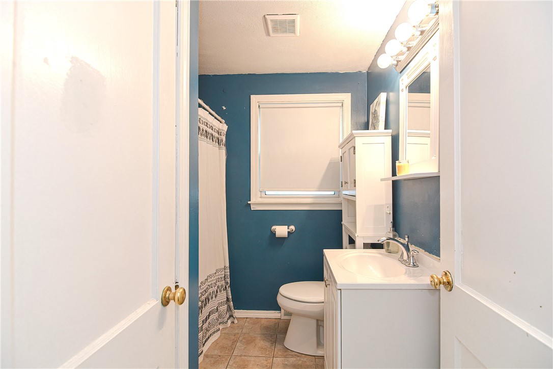 307 Woodhaven Road Pawtucket, RI 02861 - Photo 42 of 48