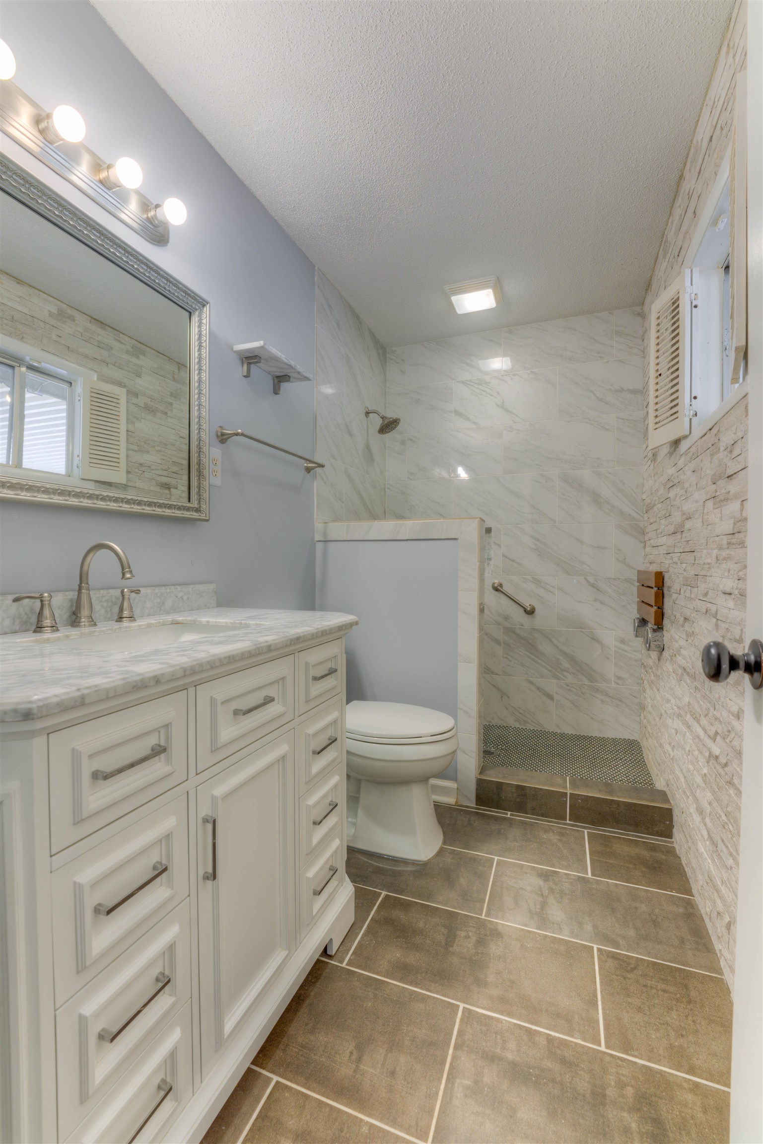 1138 North Collierville Arlington Road Collierville, TN 38017 - Photo 13 of 25 Gallery Image 13