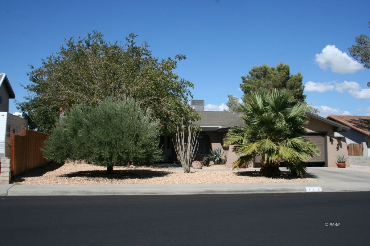 718 West Bataan Avenue Ridgecrest, CA 93555 - Photo 1 of 1 Gallery Image 1