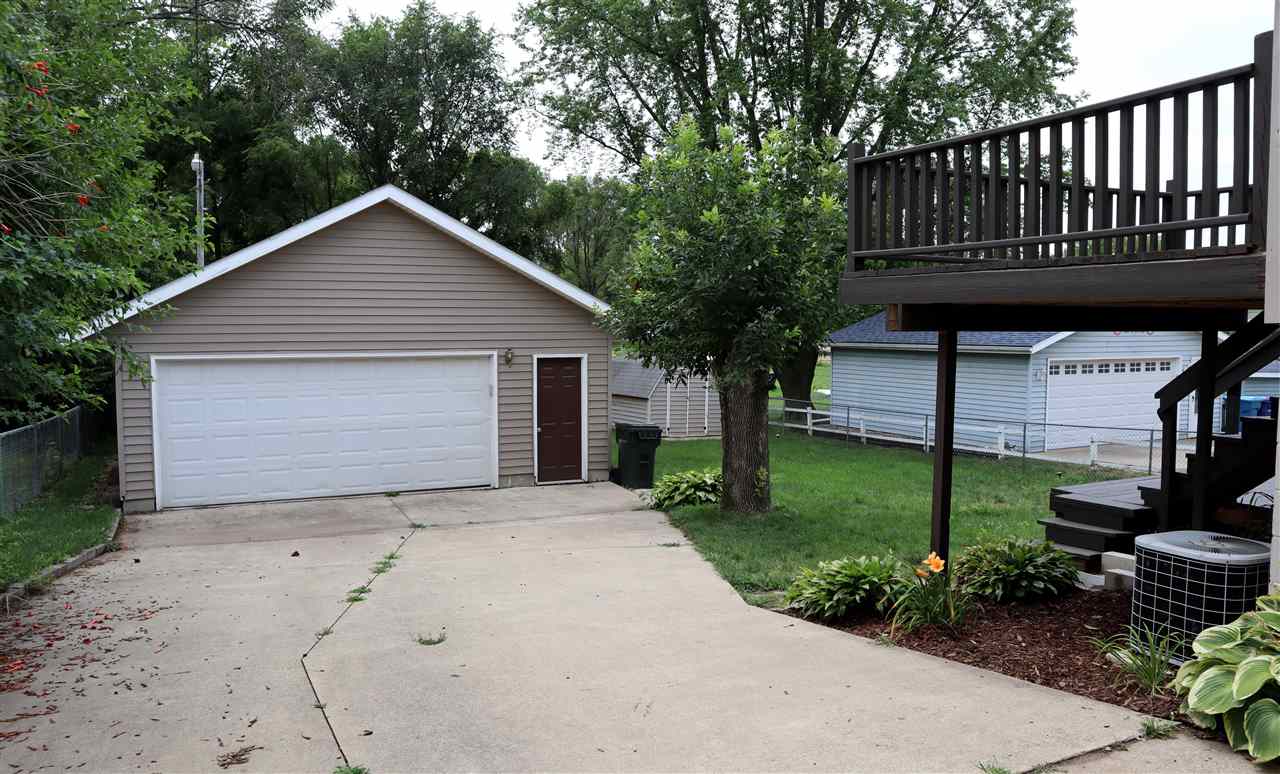 1220 Fulton Street Waterloo, IA 50707 - Photo 16 of 18 Gallery Image 16