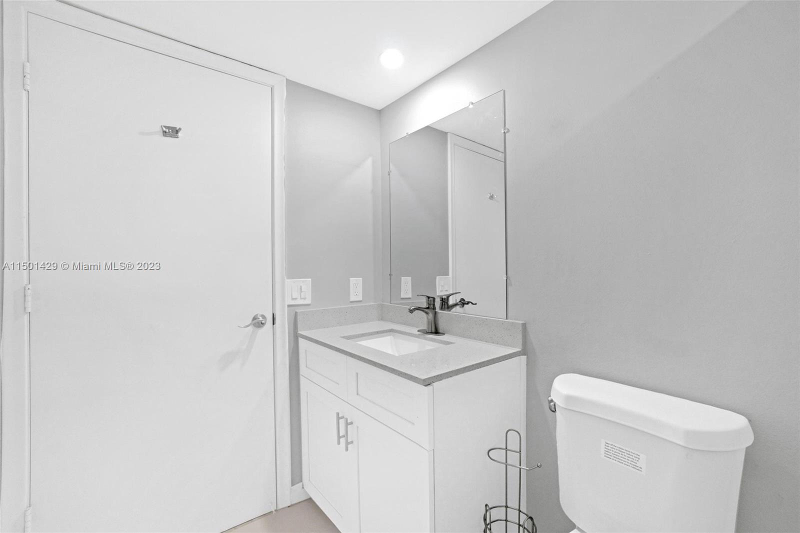 7786 Lakeside Boulevard, Unit 666 Boca Raton, FL 33434 - Photo 13 of 45 Gallery Image 13