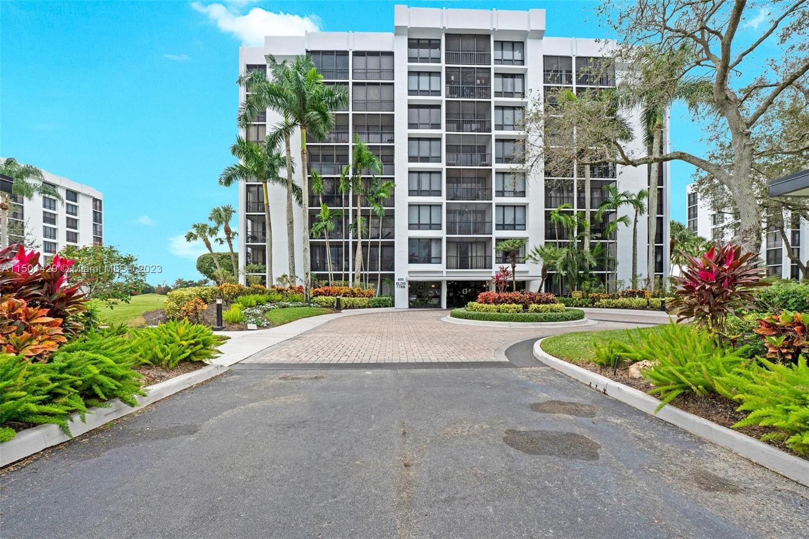 7786 Lakeside Boulevard, Unit 666 Boca Raton, FL 33434 - Photo 27 of 45 Gallery Image 27