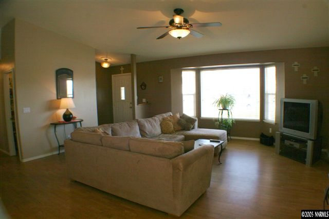 2259 Ruddy Way Sparks, NV 89441 - Photo 6 of 9 Photo 6