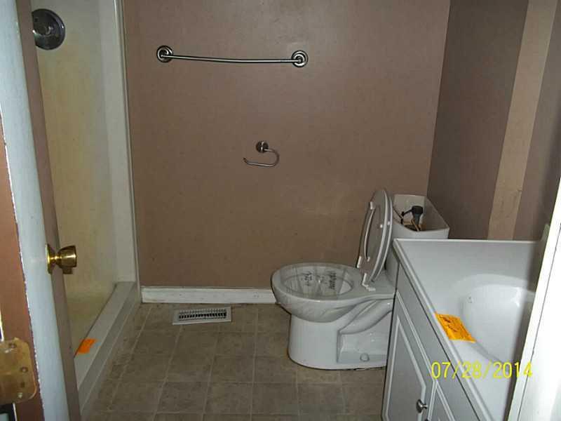 4525 Broadway Road Springfield, OH 45502 - Photo 8 of 15