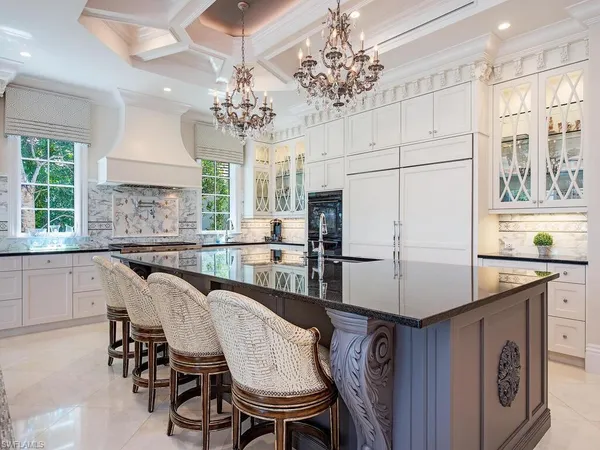 $9,975,000 | 233 Mermaids Bight, Naples, FL 34103