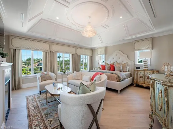 $9,975,000 | 233 Mermaids Bight, Naples, FL 34103