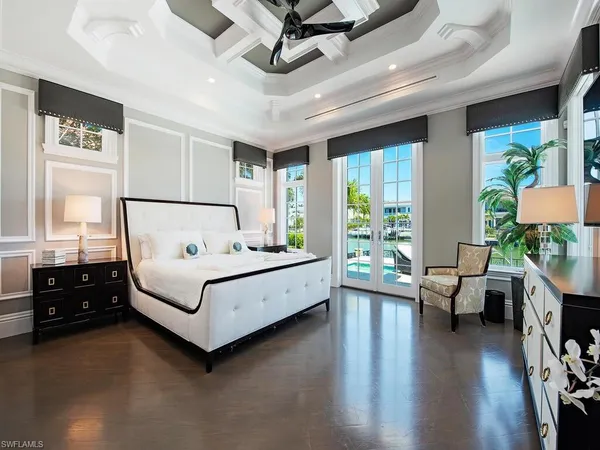 $9,975,000 | 233 Mermaids Bight, Naples, FL 34103