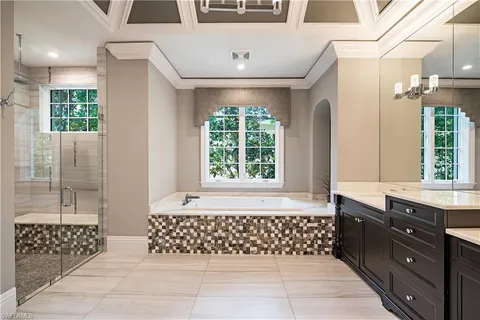 $10,975,000 | 233 Mermaids Bight, Naples, FL 34103