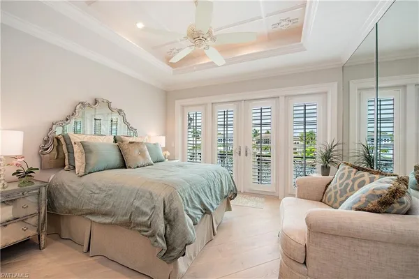 $9,975,000 | 233 Mermaids Bight, Naples, FL 34103