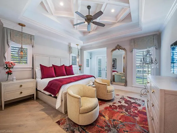 $9,975,000 | 233 Mermaids Bight, Naples, FL 34103