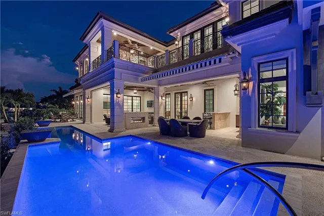$10,975,000 | 233 Mermaids Bight, Naples, FL 34103