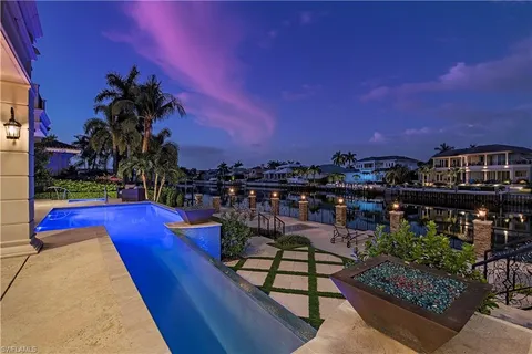 $10,975,000 | 233 Mermaids Bight, Naples, FL 34103