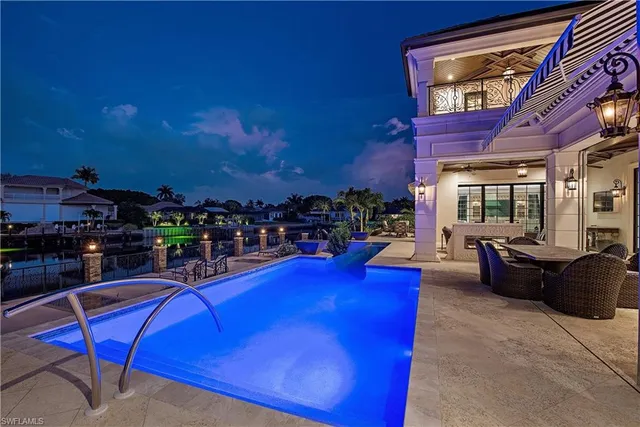 $10,975,000 | 233 Mermaids Bight, Naples, FL 34103