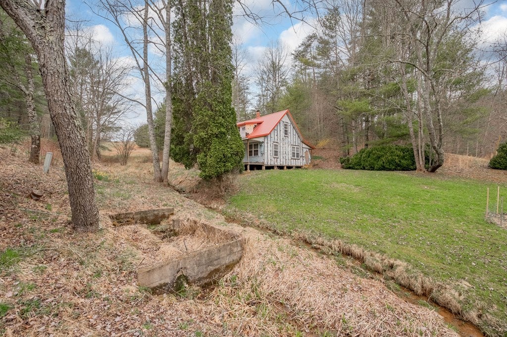 413 Silver Leaf Road Dugspur, VA 24325 - Photo 62 of 72 Gallery Image 62