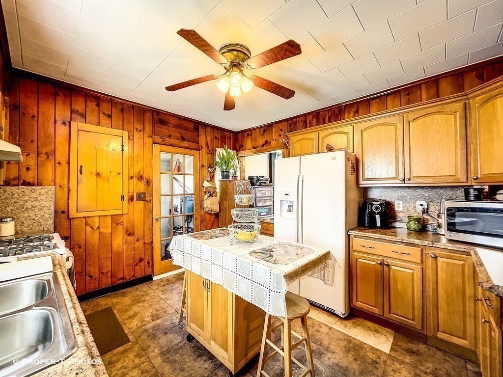 97 Rowland Street Springfield, MA 01107 - Photo 13 of 33 Gallery Image 13