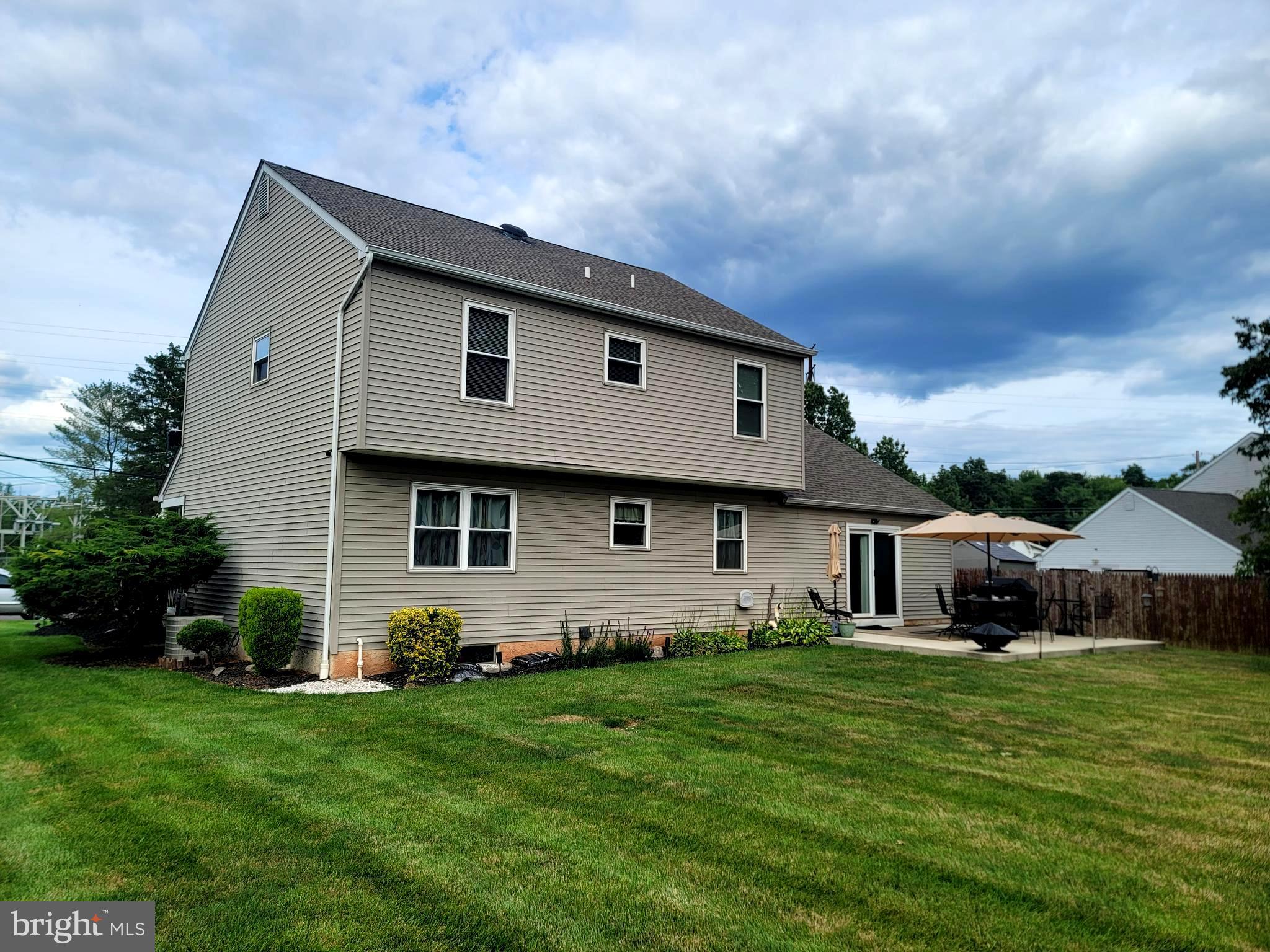 1516 Schwab Road Hatfield, PA 19440 - Photo 4 of 30 Gallery Image 4