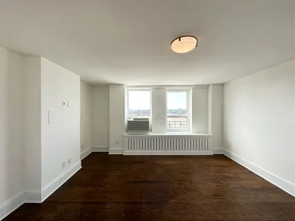 $7,800 | 1080 Amsterdam Avenue, Unit 2001 | Morningside Heights