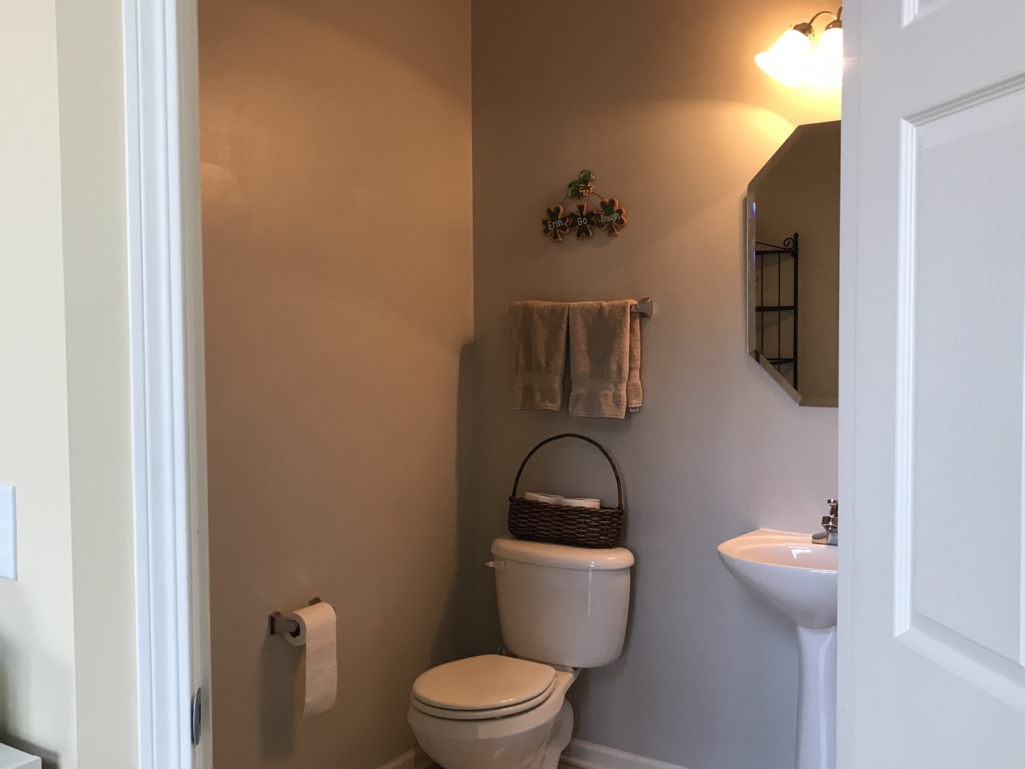 332 Stonegate Road Bolingbrook, IL 60440 - Photo 15 of 21