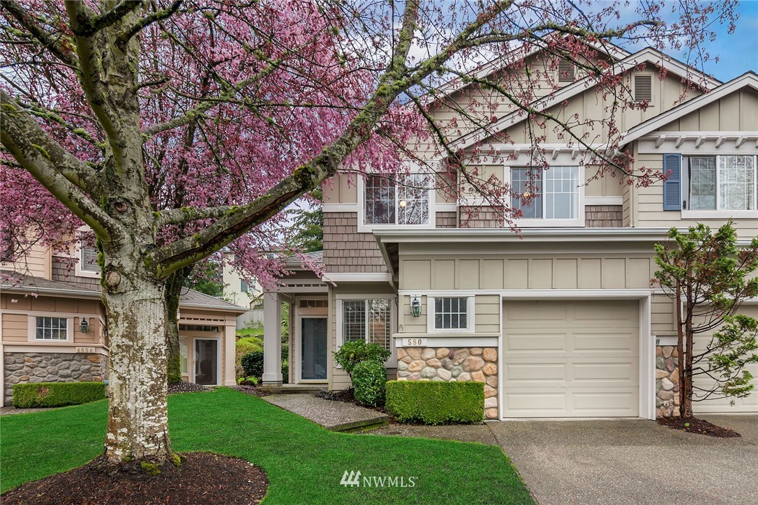 580 Elma Place Northeast Renton, WA 98059 - Photo 2 of 17 Gallery Image 2