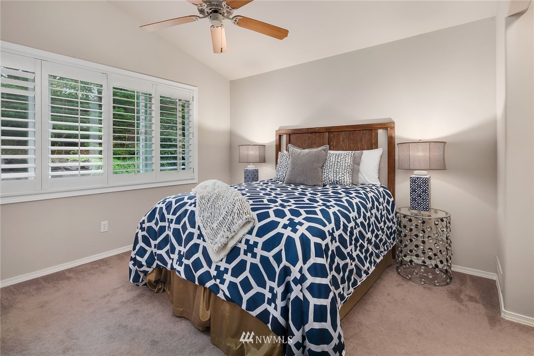 580 Elma Place Northeast Renton, WA 98059 - Photo 12 of 17 Gallery Image 12
