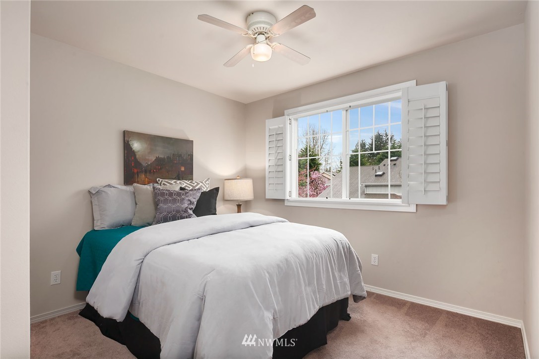 580 Elma Place Northeast Renton, WA 98059 - Photo 16 of 17 Gallery Image 16