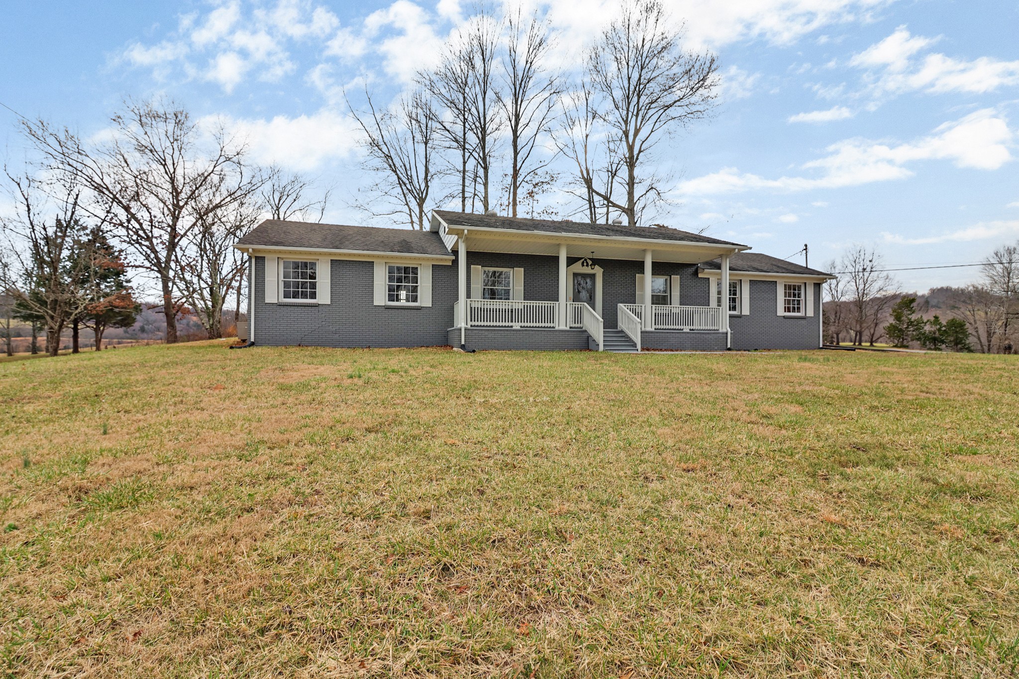 423 South Main Street Byrdstown, TN 38549 - Photo 1 of 36 Gallery Image 1