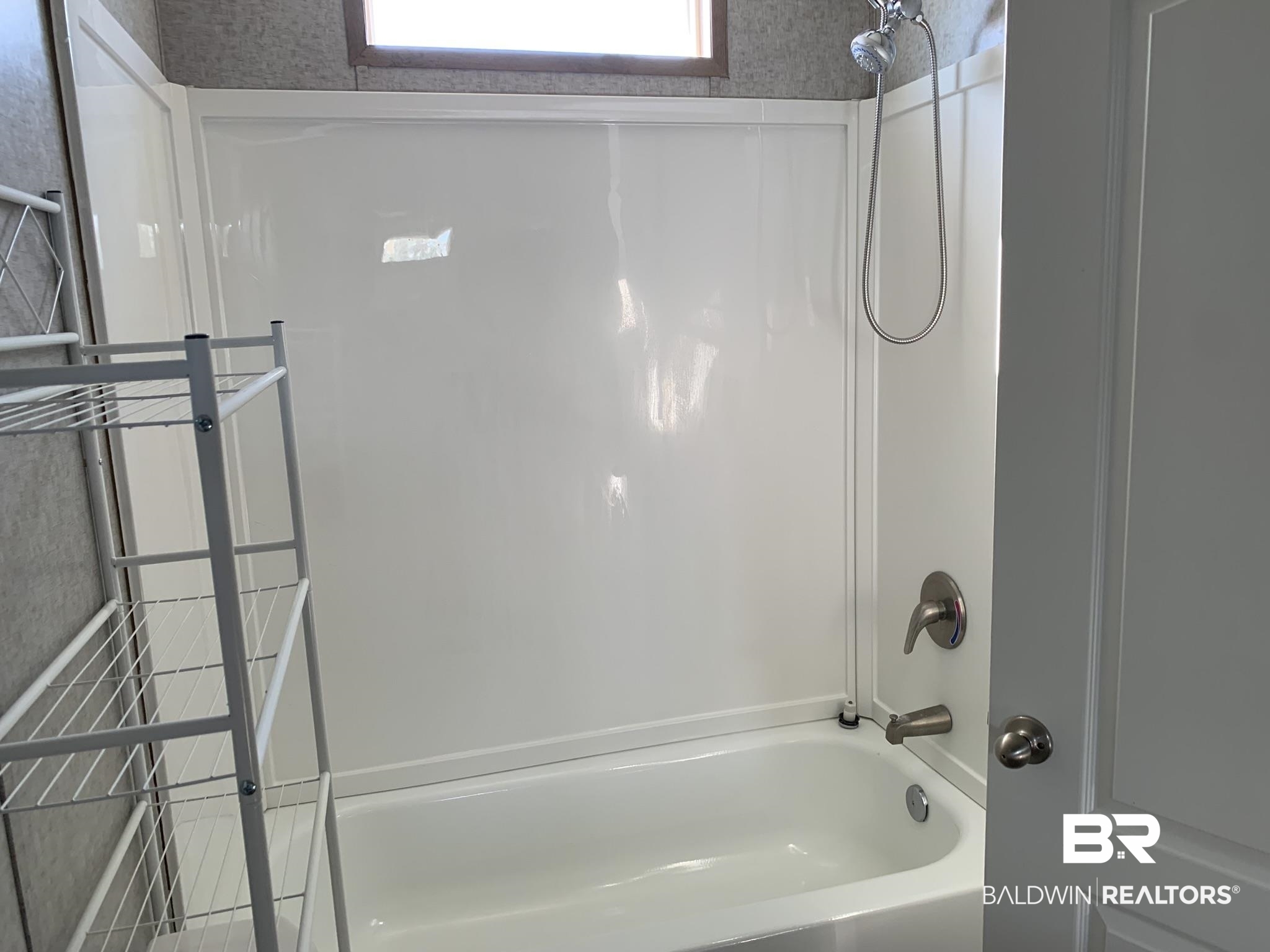 16876 County Road 87 Elberta, AL 36530 - Photo 12 of 13 Bathroom featuring shower / bathing tub combination