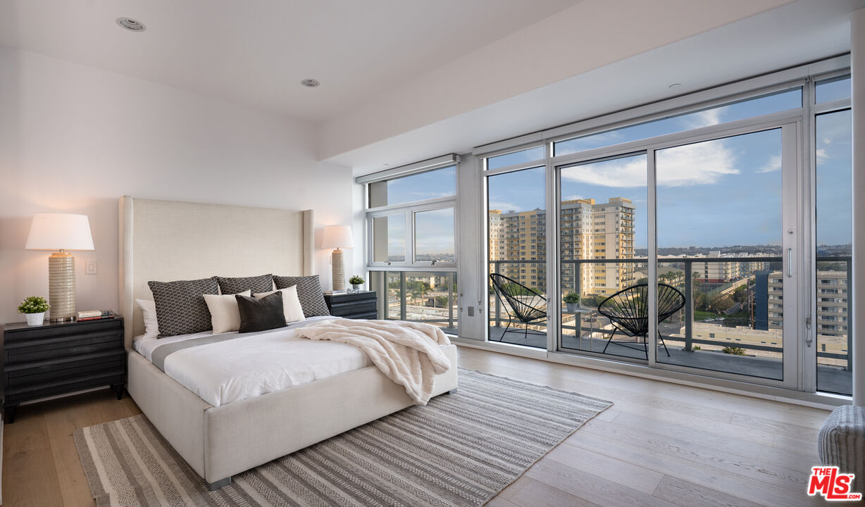 3111 Vía Dolce, Unit 903 Marina del Rey, CA 90292 - Photo 23 of 47