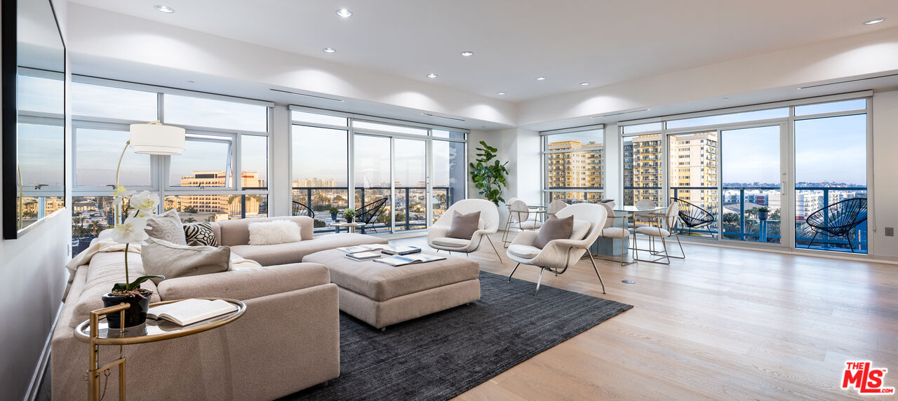 3111 Vía Dolce, Unit 903 Marina del Rey, CA 90292 - Photo 3 of 47