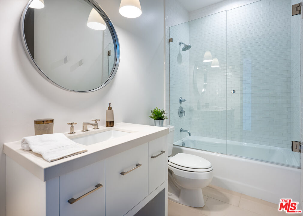 3111 Vía Dolce, Unit 903 Marina del Rey, CA 90292 - Photo 35 of 47