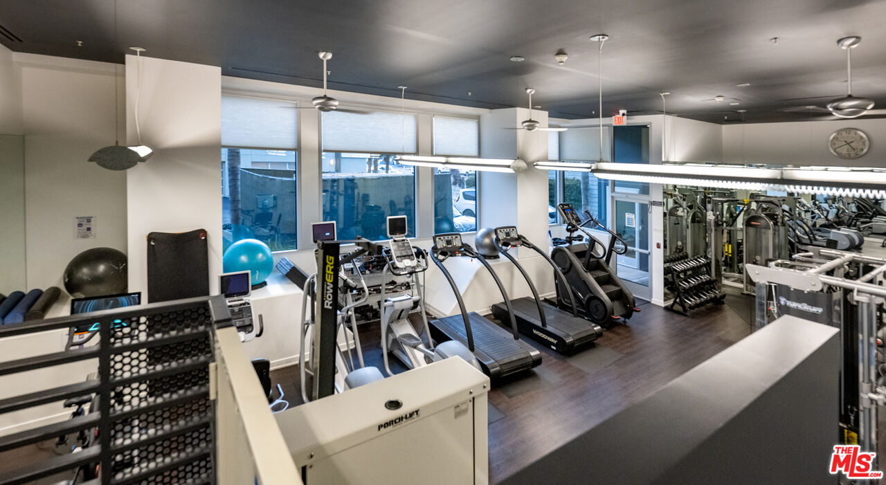 3111 Vía Dolce, Unit 903 Marina del Rey, CA 90292 - Photo 41 of 47