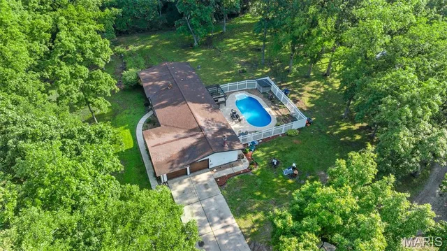 $389,900 | 2850 S Highway West, Winfield, MO 63389