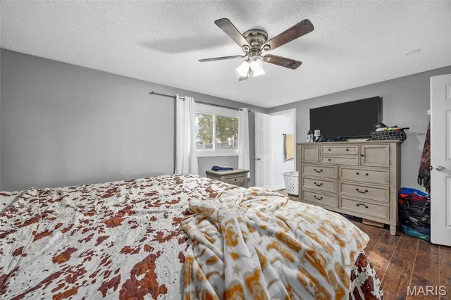 $389,900 | 2850 S Highway West, Winfield, MO 63389