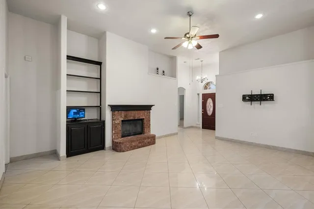 $3,400 | 4412 Ridgeway Drive, Mansfield, TX 76063