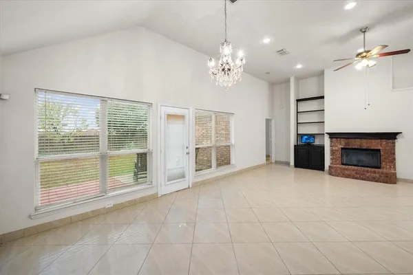 $2,750 | 4412 Ridgeway Drive, Mansfield, TX 76063