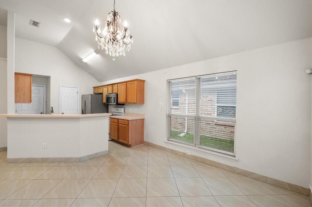 4412 Ridgeway Drive Mansfield, TX 76063 - Photo 16 of 32