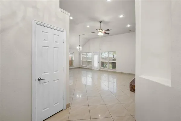 $2,750 | 4412 Ridgeway Drive, Mansfield, TX 76063