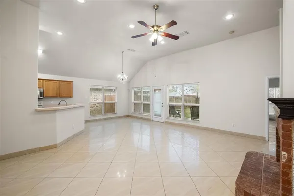 $2,750 | 4412 Ridgeway Drive, Mansfield, TX 76063