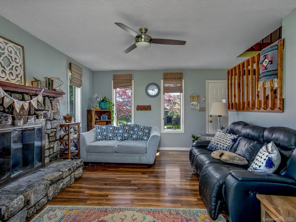 110 Kyfields Weaverville, NC 28787 - Photo 4 of 14 Gallery Image 4