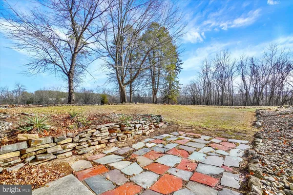 $1,500,000 | 94 Stone Mill Road, Hummelstown, PA 17036