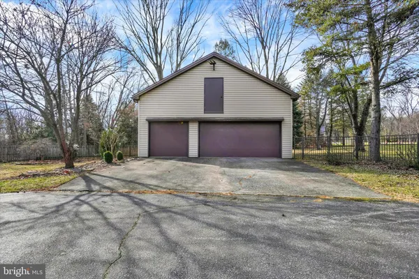 $1,500,000 | 94 Stone Mill Road, Hummelstown, PA 17036